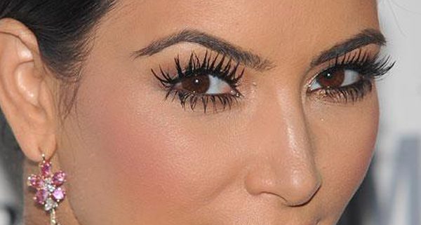 Kim Kardashian eyelash extensions